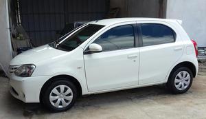 VENDO TOYOTA ETIOS XS 