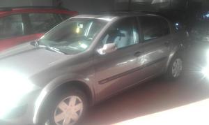 Renault Megane Ll v Impecable