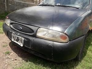 Vendo Ford Fiesta