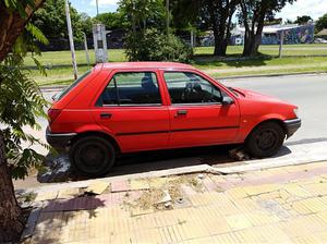 Vendo Ford Fiesta 1.8 Clx Diésel.