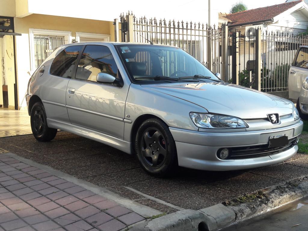 Peugeot 306