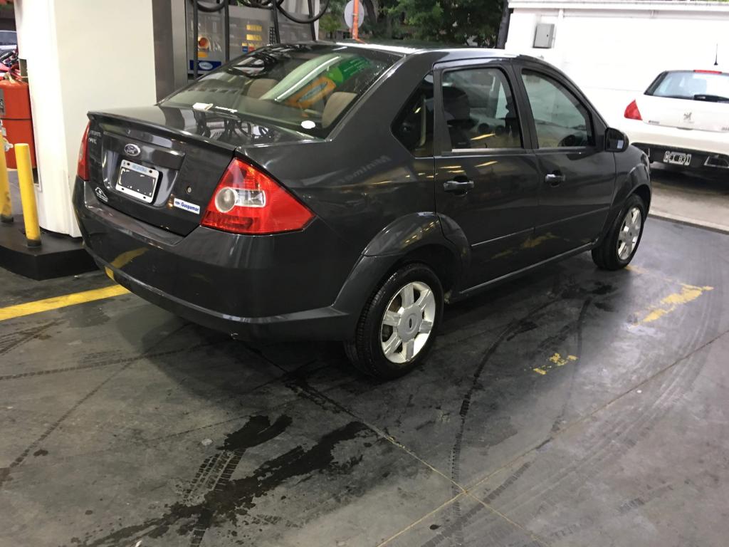 Vendo Ford Fiesta Max