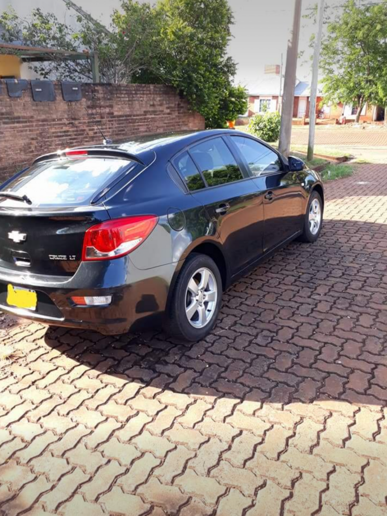 Chevrolet Cruze Lt  cel 