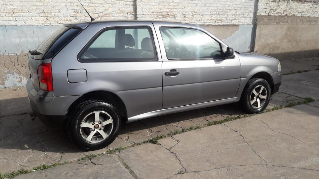 Volkswagen Gol  VTV 1.6 nafta $  