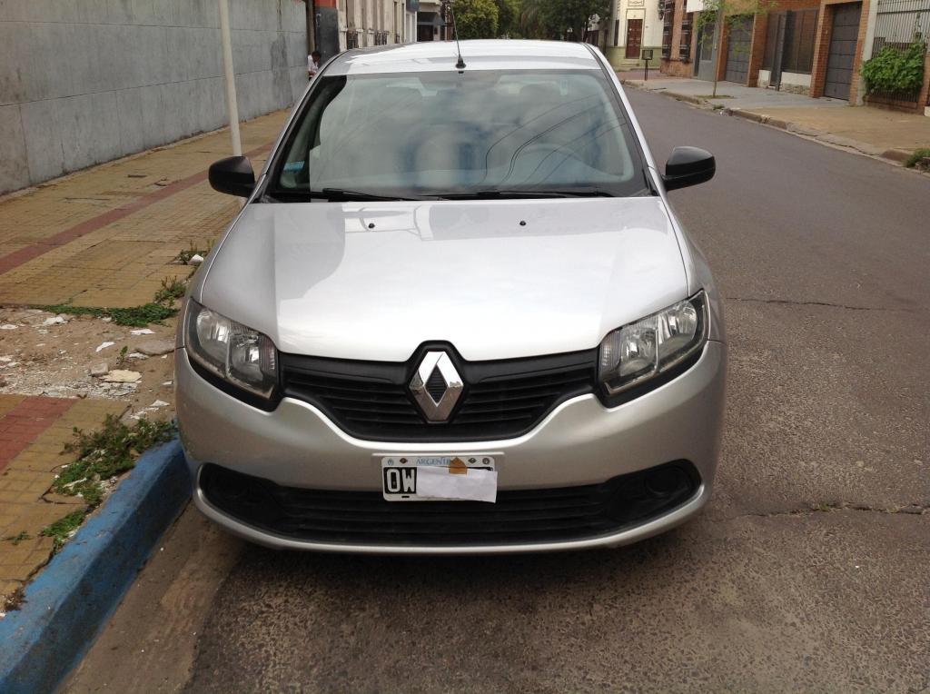 Renault Nuevo Logan II Authentique 1.6N año  con 