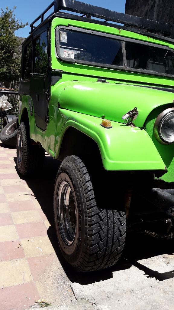 Jeep Ika con Motor 221 Y Gnc