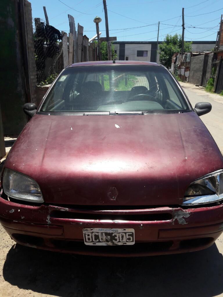 Vendo Clio a 30 Mil O Permuto Y Tengo 20