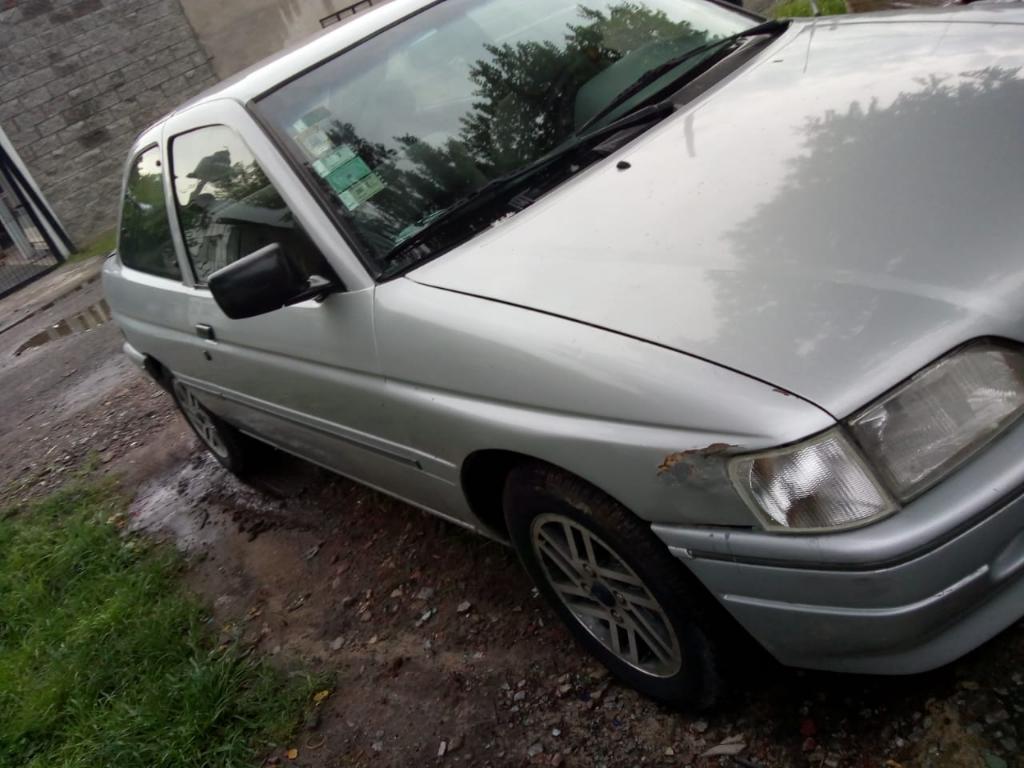 Ford Escort 1.8 Cupe