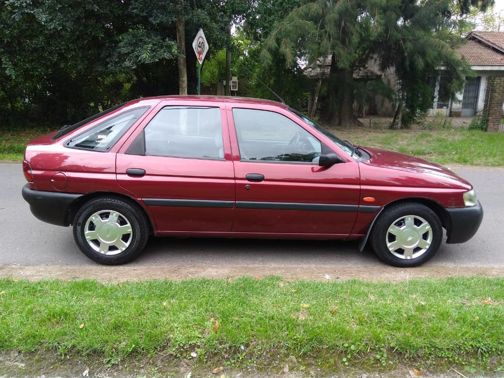 Ford Escort Lx 1.8 A/a D/h Año 