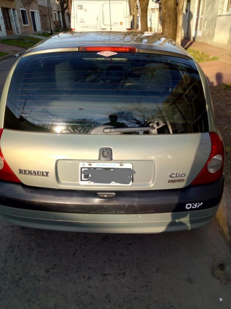 Vendo Clio 2 Expression 1.6. Full