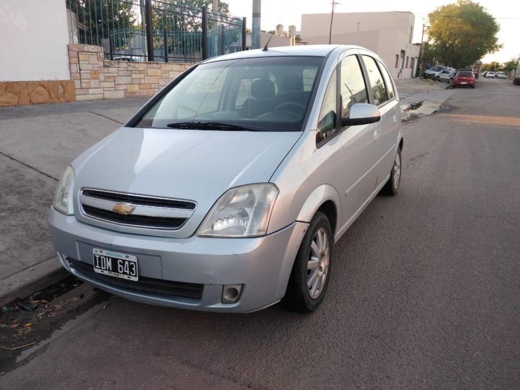 Vendo o permuto chevrolet meriva  full full