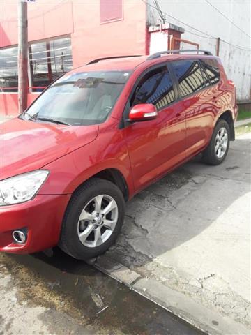 Toyota RAV4 4x2 2.4 Nafta AT