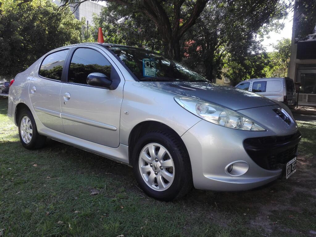 Peugeot 207 Xs 1.4 Año 