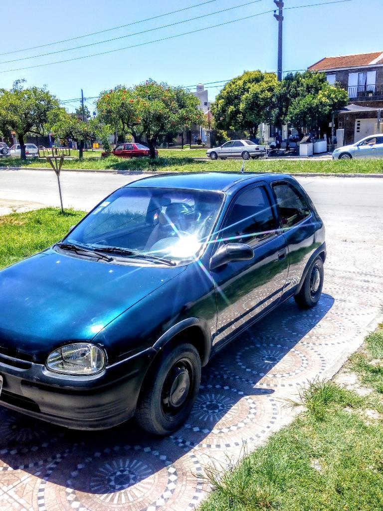 Vendo Corsa 98