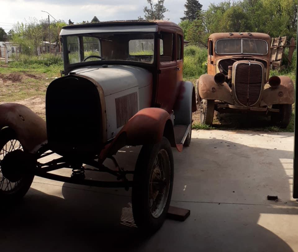 Ford 37 V8 Ford a