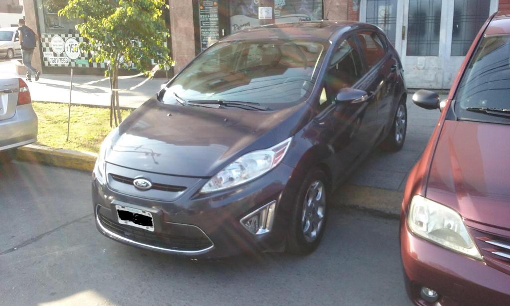 Ford Fiesta  Full 1.6 Kinetic  km Impecabl Titular