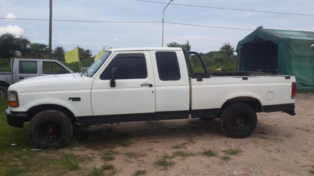 VENDO FORD SUPERCAB AÑO 97