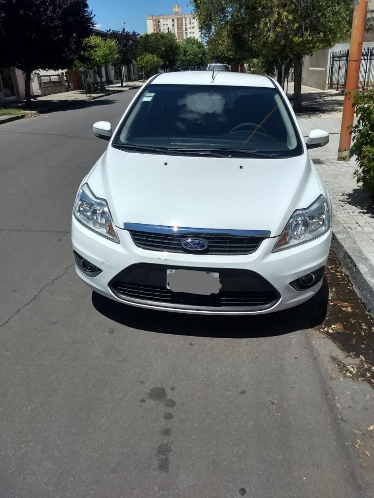 Ford Focus  Trend v