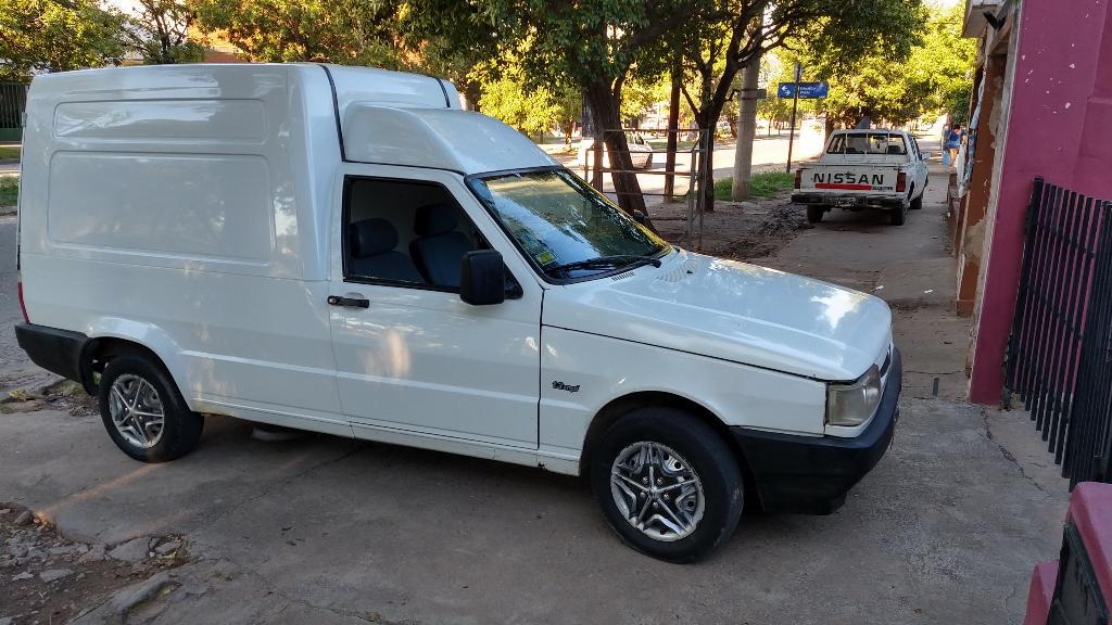 Permuto por Ford 100, Fiorino 05