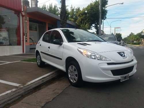Peugeot 207 Compact Active. km Reales!! Inmaculado T