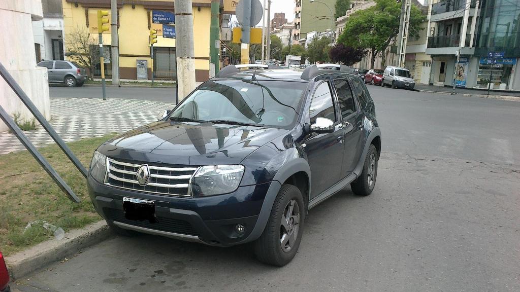 RENAULT DUSTER LUXE  SUV 4x4 GPS/ABS/AIRBAG/6M