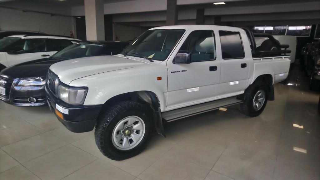 Toyota Hilux 3.0 IMPECABLE 4x2