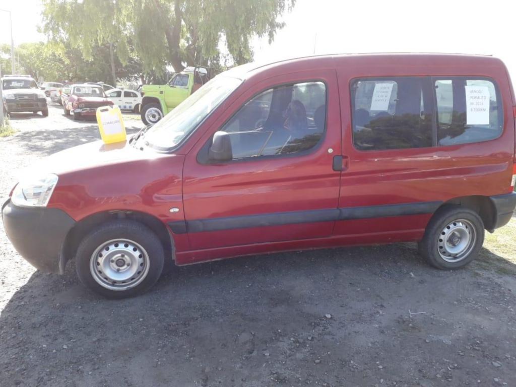 vendo permuto excelente  equipada