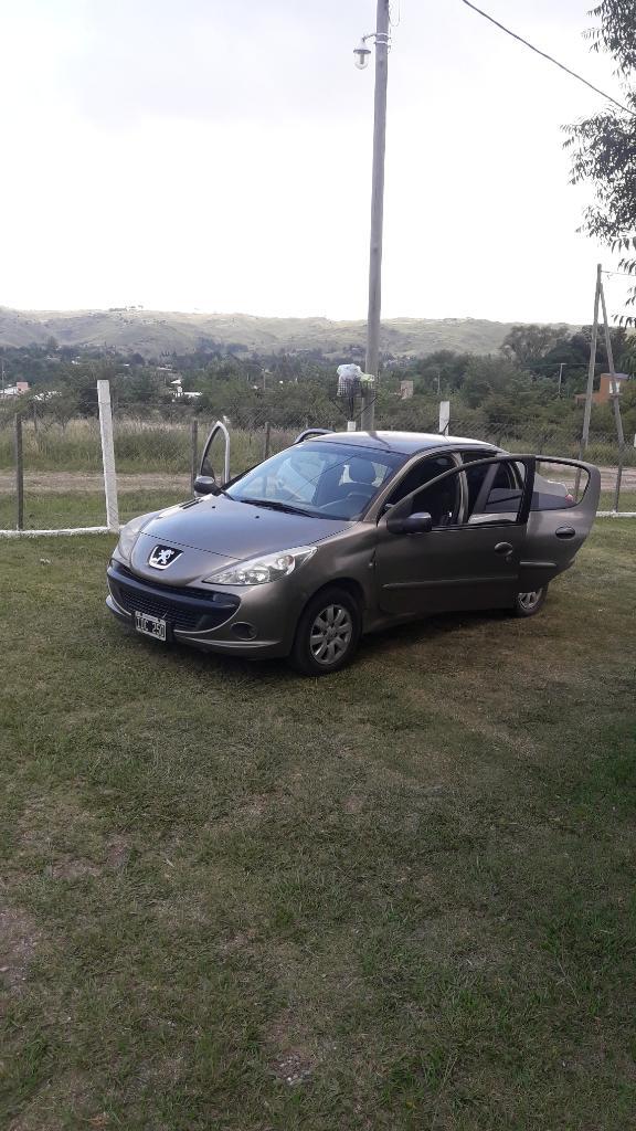 Peugeot 207 Compact