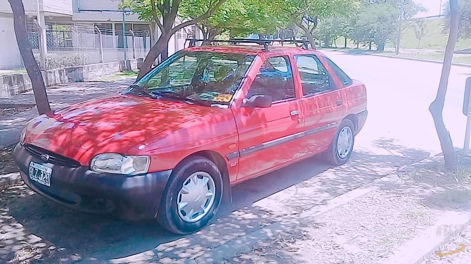 VENDO FORD ESCORT FULL MOD 97.. TERCER DUEÑO DE FABRICA