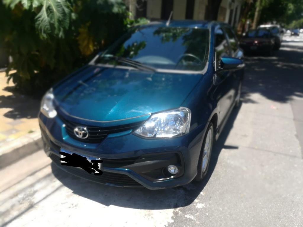 Etios Xls 1.5 Hatchback 