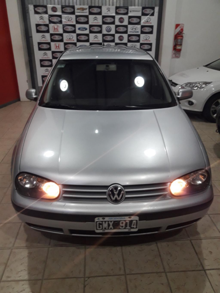 VOLKSWAGEN GOLF 1.6 FORMAT 