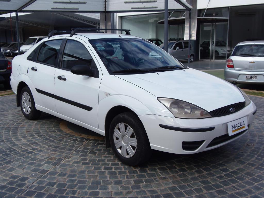 Ford FOCUS 5P 2.0 MT SE