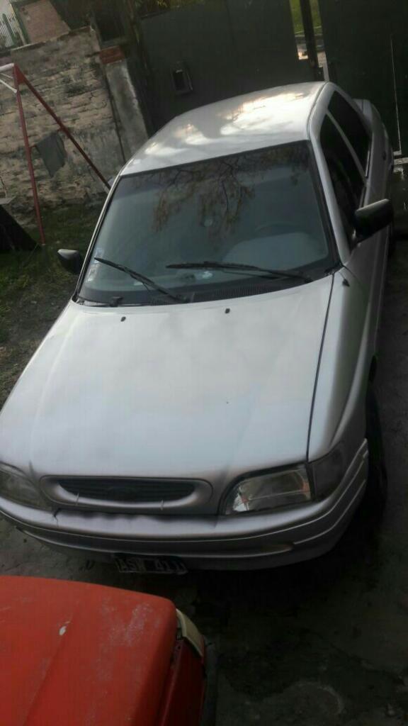 Ford Orion con Gnc Escucho Oferta