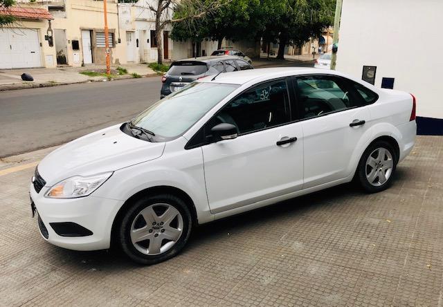 FORD FOCUS EXE STYLE 1.6N  KM