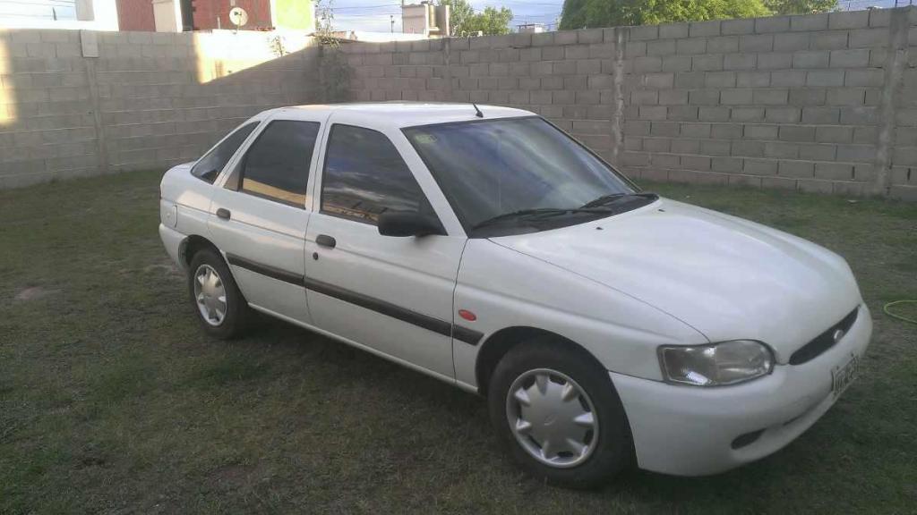 Ford Escort 5Ptas. 1.8 D 