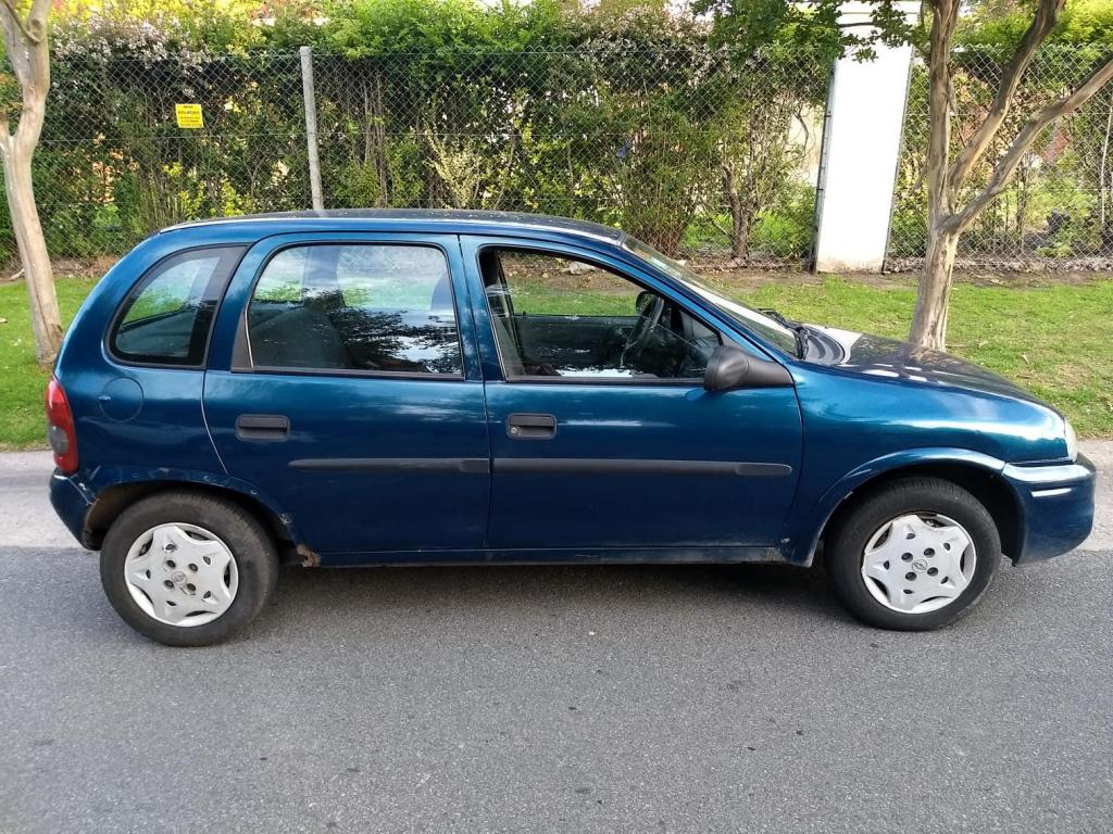 CHEVROLET CORSA