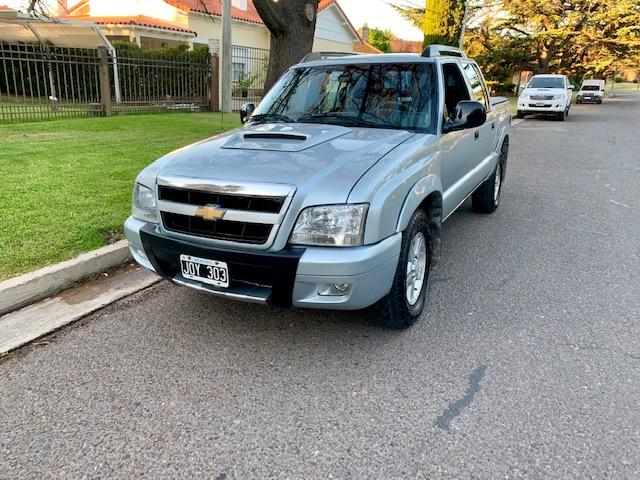 Chevrolet S10 4x2 DLX  Permuto Financio solo con DNI