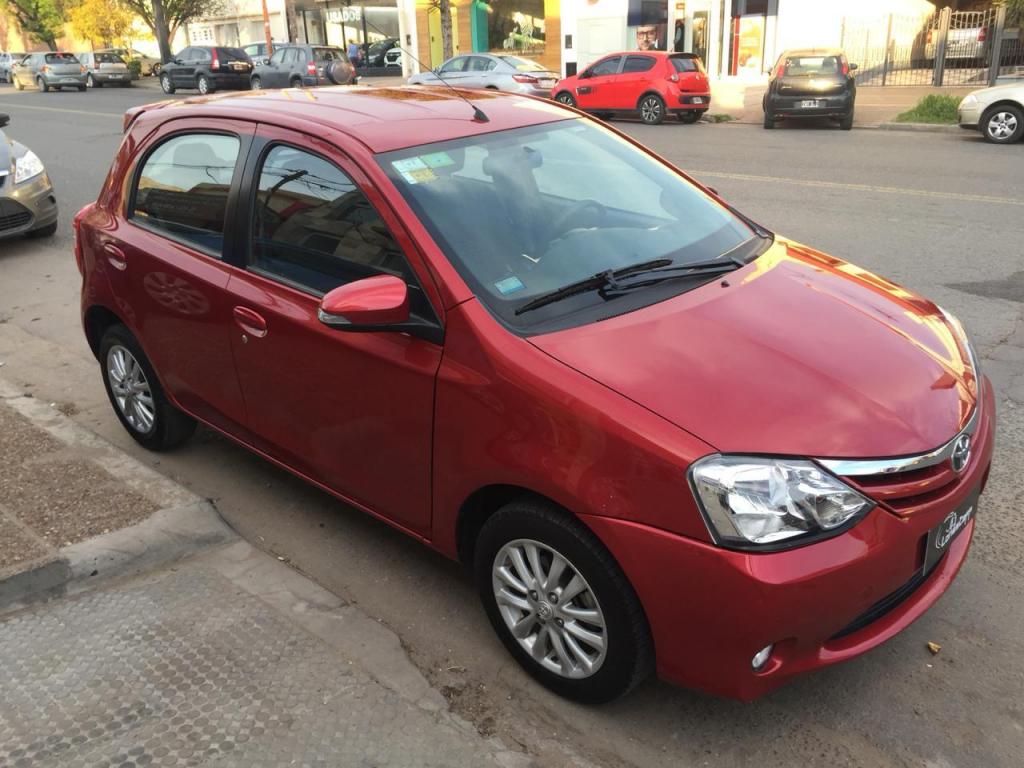 TOYOTA ETIOS 1.5 XLS