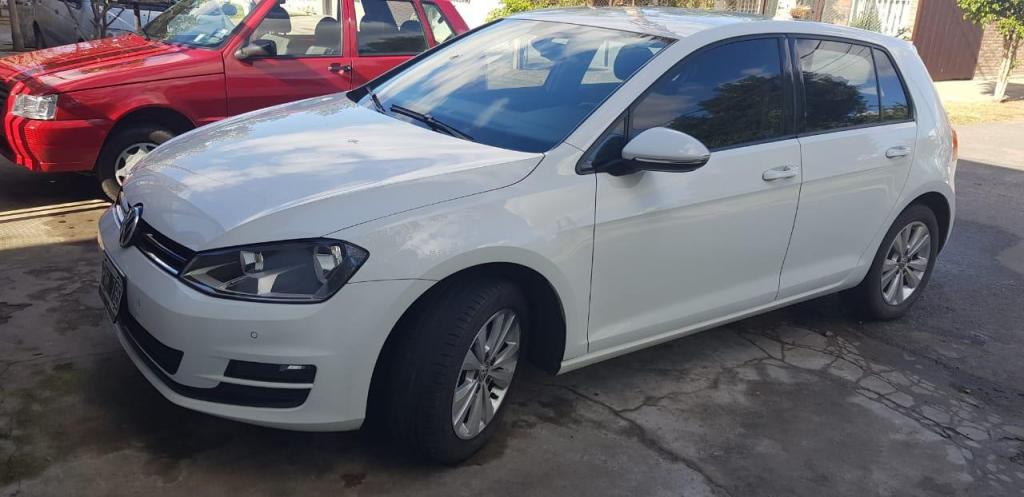 VOLKSWAGEN GOLF 14 TSI