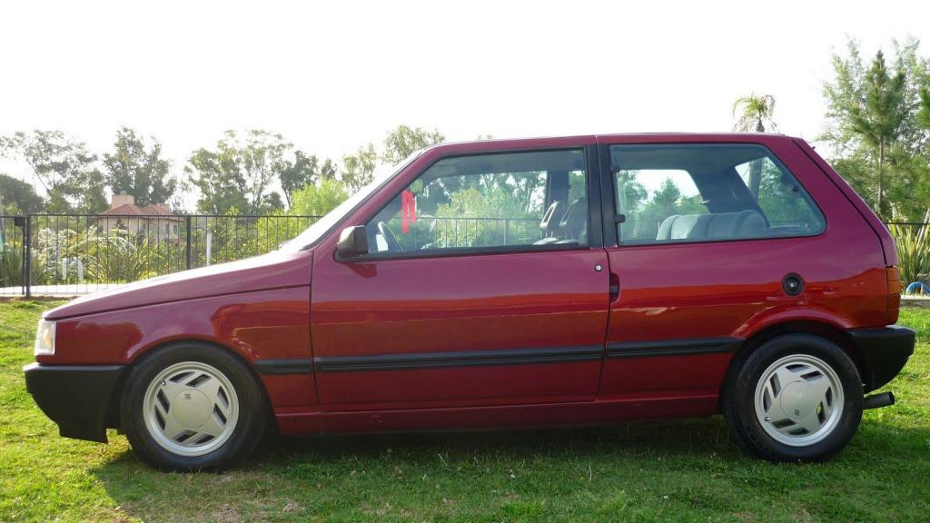 Liquido fiat uno 95 impecable original de fabrica