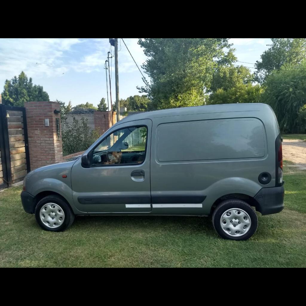 Renault Kangoo aire acondicionado y fila de asientos