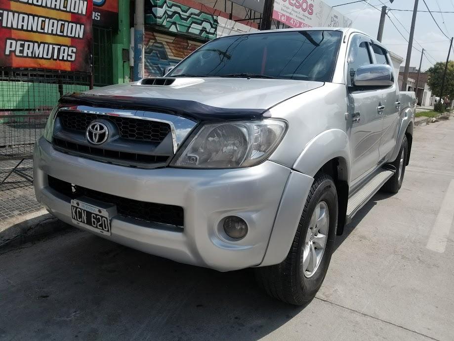 Toyota Hilux  SRV 4x2