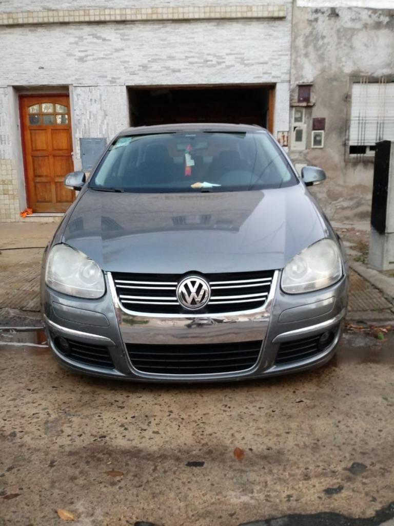 Volkswagen Vento 2.5