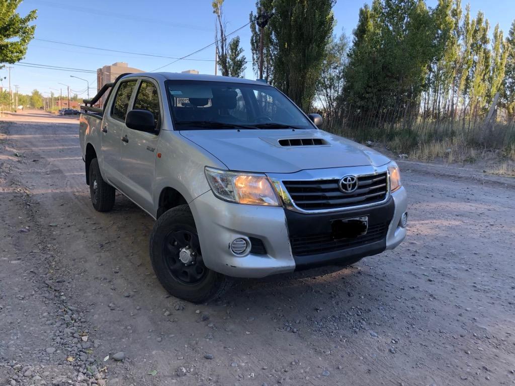 Toyota Hilux Base X2