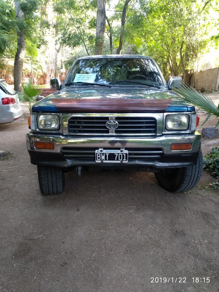 Toyota Hilux Sr D/cabina 4x4 Full