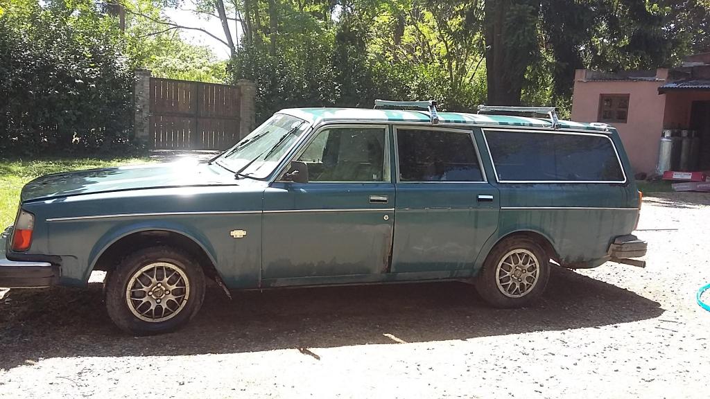 rural volvo 245 dl