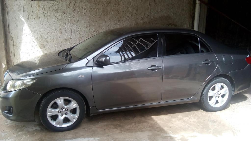 VENDO TOYOTA COROLLA