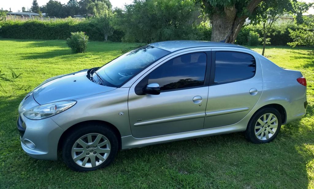 PEUGEOT  XTHDI Compact AÑO 