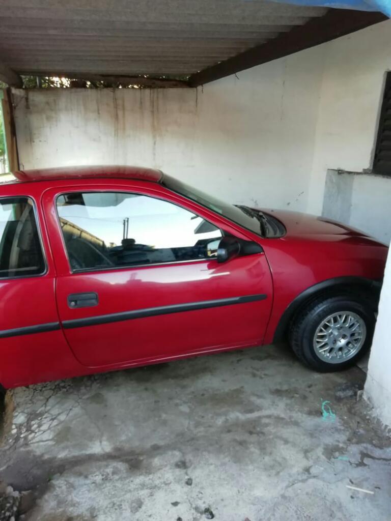 Veno Chevrolet Corsa Classi 