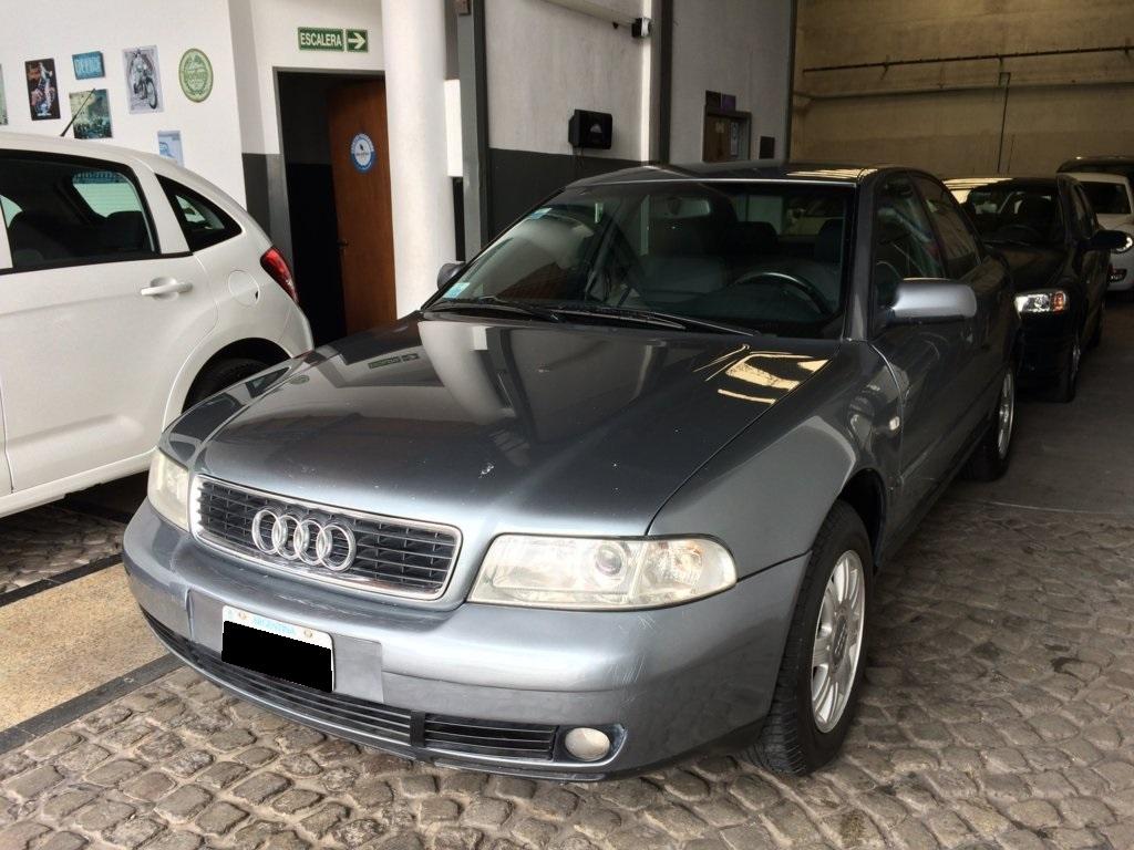 Audi A4 1.9 tdi año , excelente ! autodesco